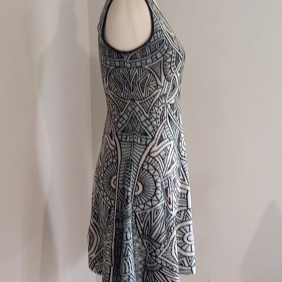 Flattering Fit & Flare Med Stunning Midi Dress Soft Sweater Material - Picture 3 of 6